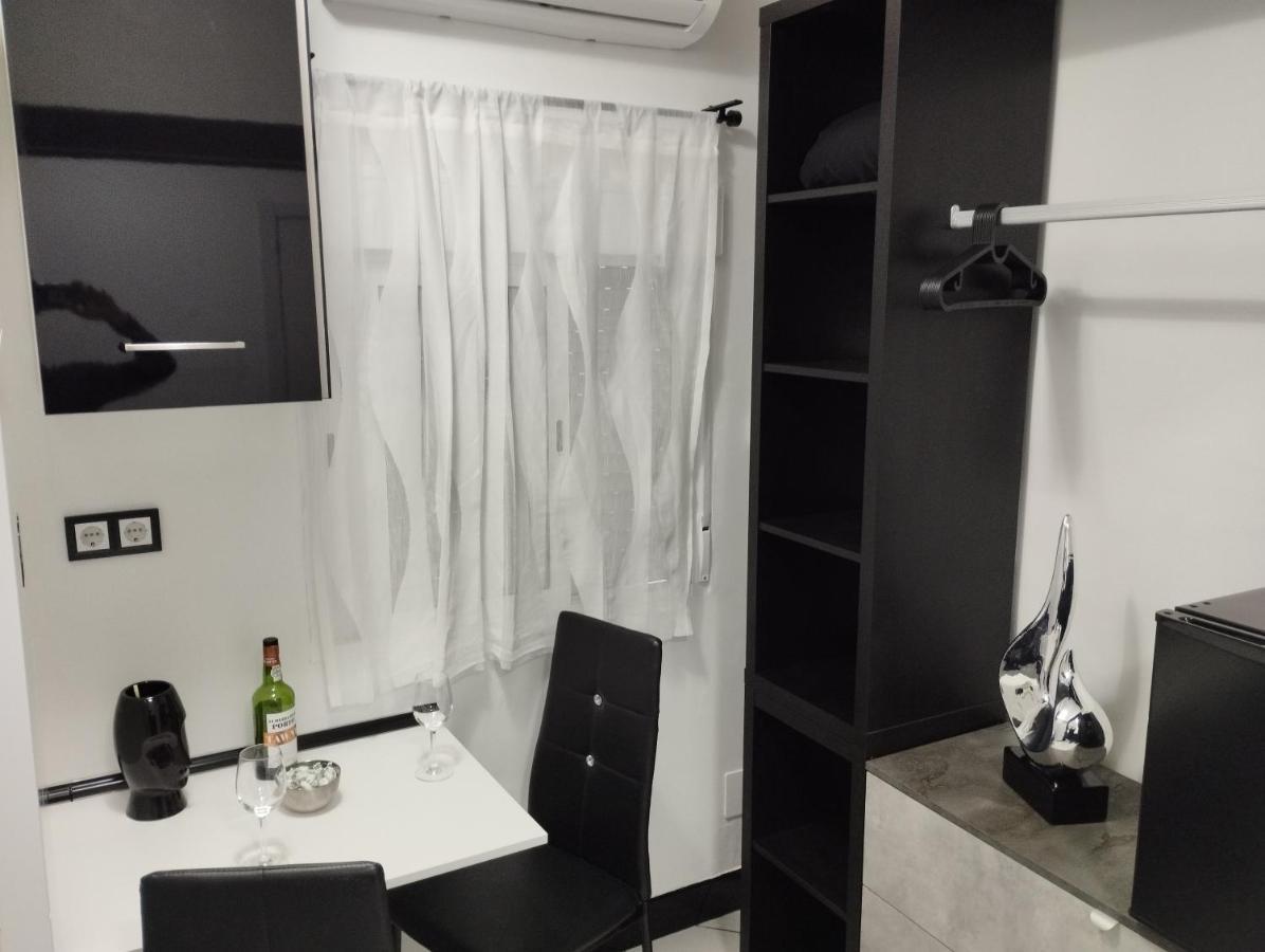 Vilapicina Hostal Barcelona Exteriör bild