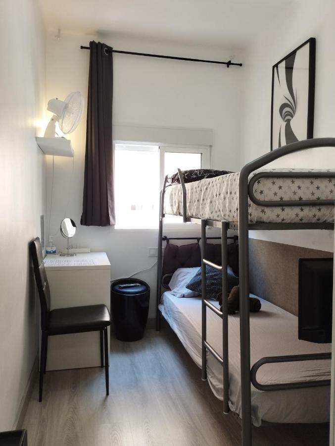 Vilapicina Hostal Barcelona Exteriör bild